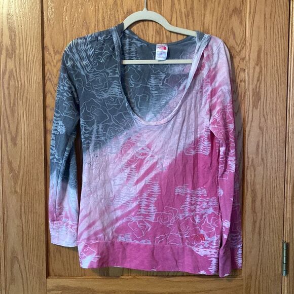 The North Face Long Sleeve Hoodie - Picture 1 of 4